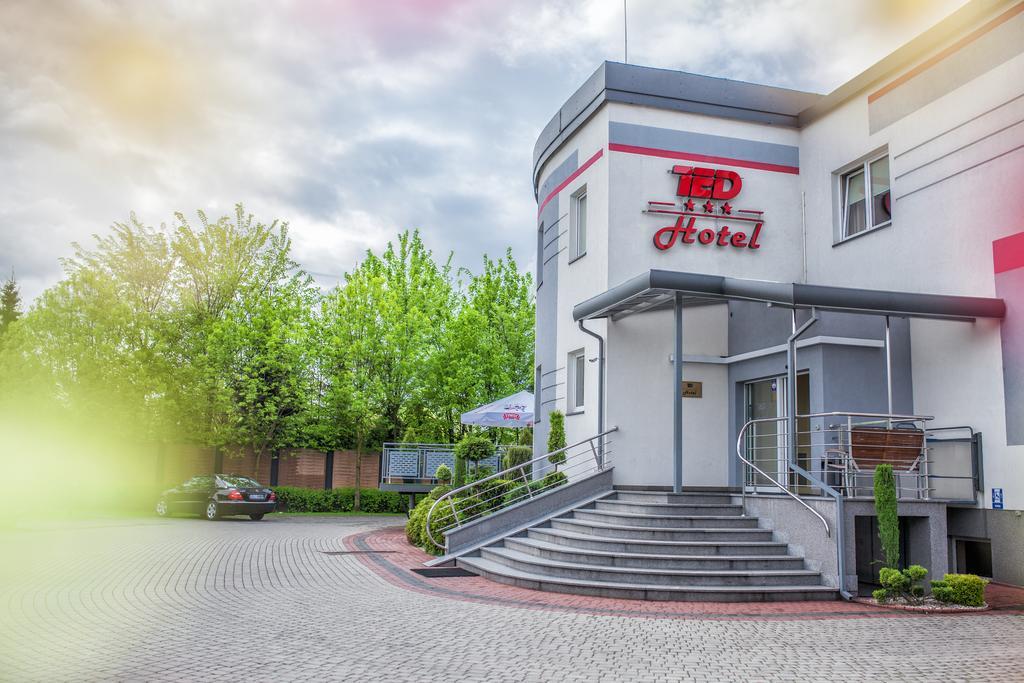 Hotel Ted Radomsko Luaran gambar