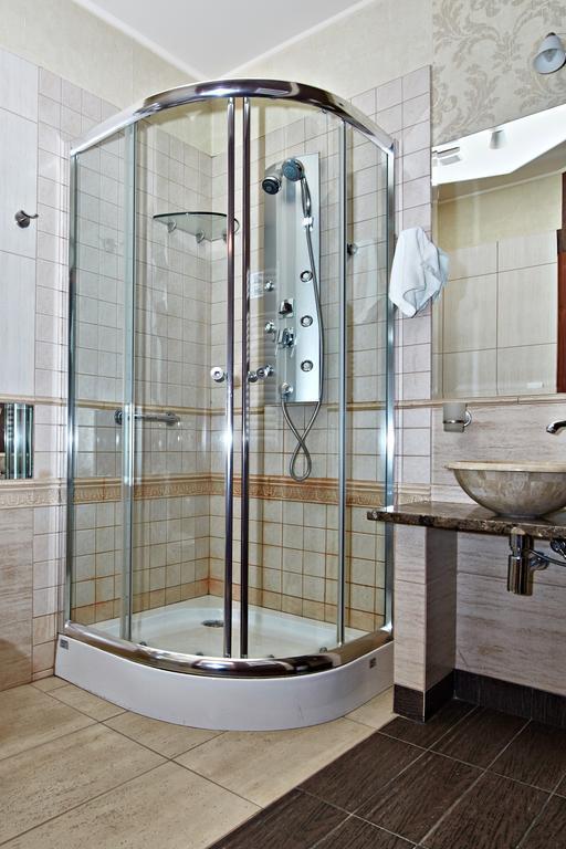 Hotel Ted Radomsko Bilik gambar