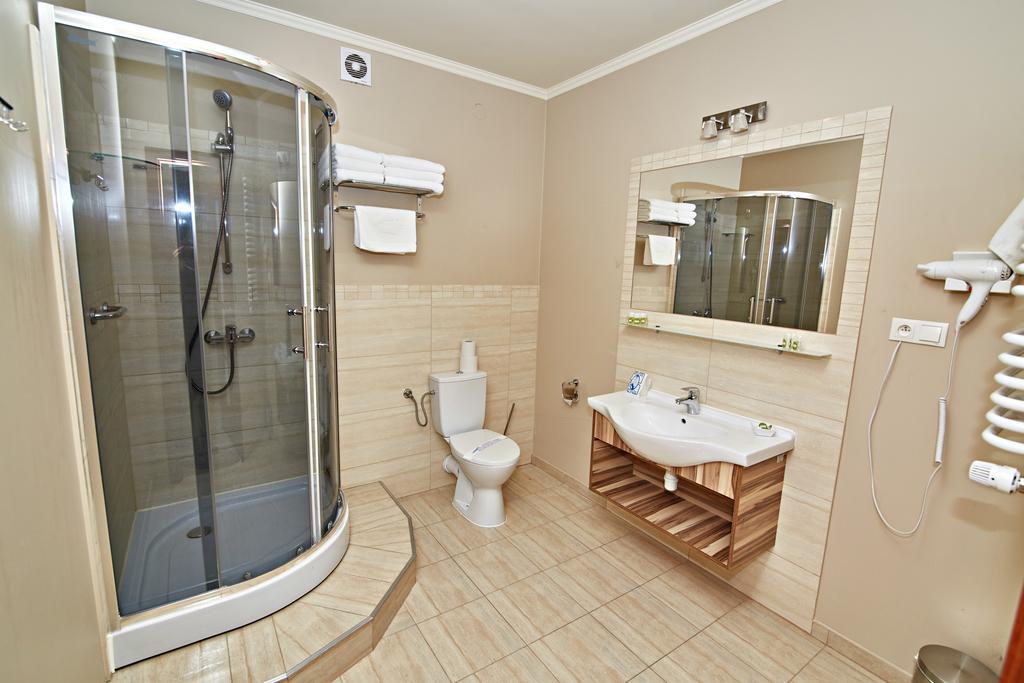 Hotel Ted Radomsko Luaran gambar
