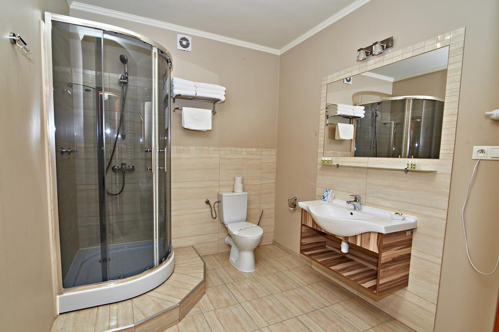 Hotel Ted Radomsko Luaran gambar