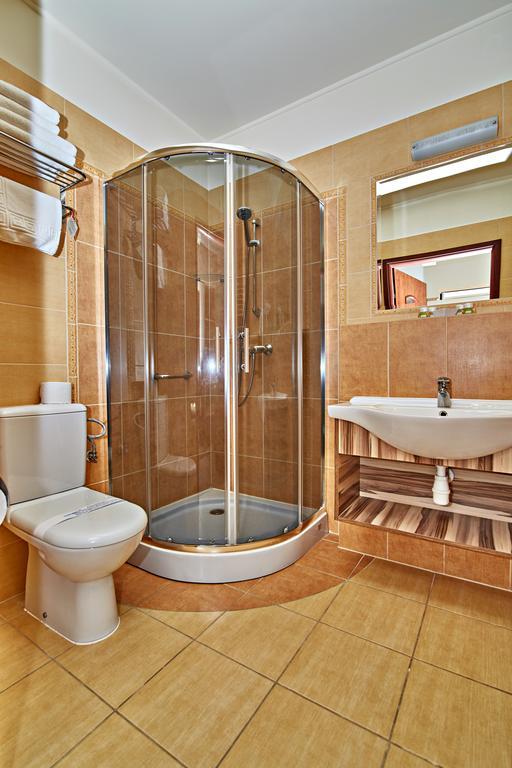 Hotel Ted Radomsko Luaran gambar